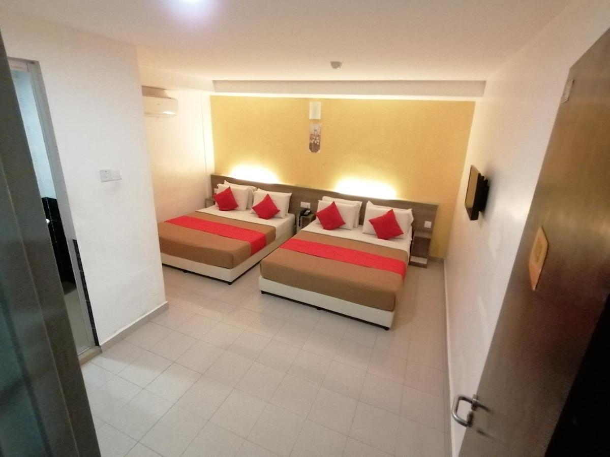 Yellow Mansion Hotel Melaka Raya Zewnętrze zdjęcie