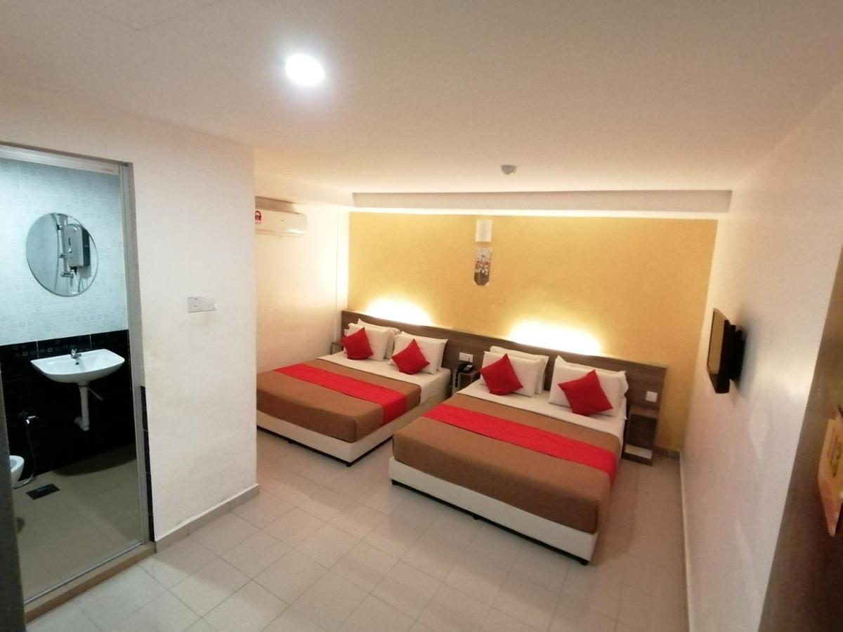 Yellow Mansion Hotel Melaka Raya Zewnętrze zdjęcie