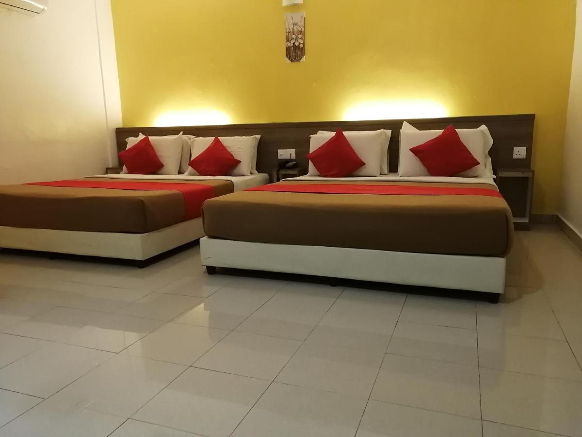 Yellow Mansion Hotel Melaka Raya Zewnętrze zdjęcie