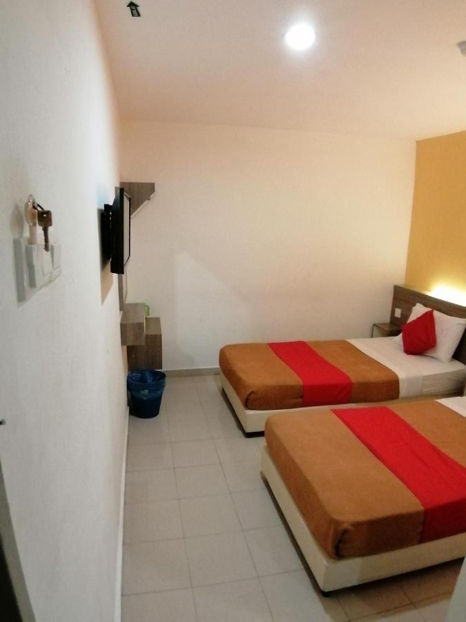 Yellow Mansion Hotel Melaka Raya Zewnętrze zdjęcie