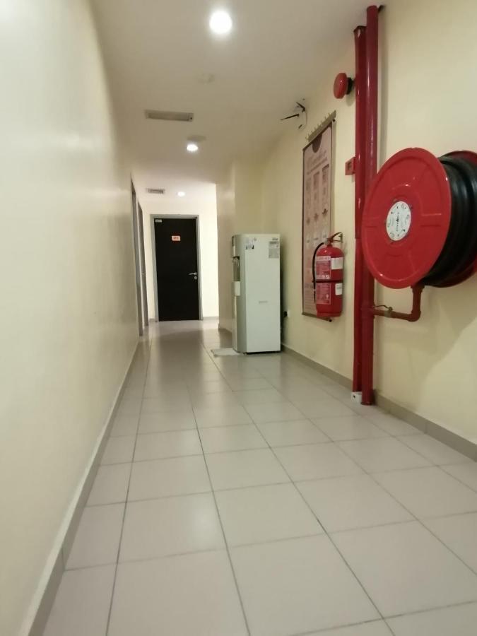 Yellow Mansion Hotel Melaka Raya Zewnętrze zdjęcie
