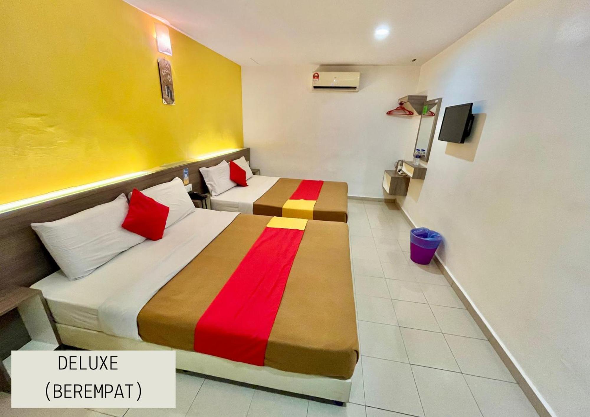Yellow Mansion Hotel Melaka Raya Zewnętrze zdjęcie