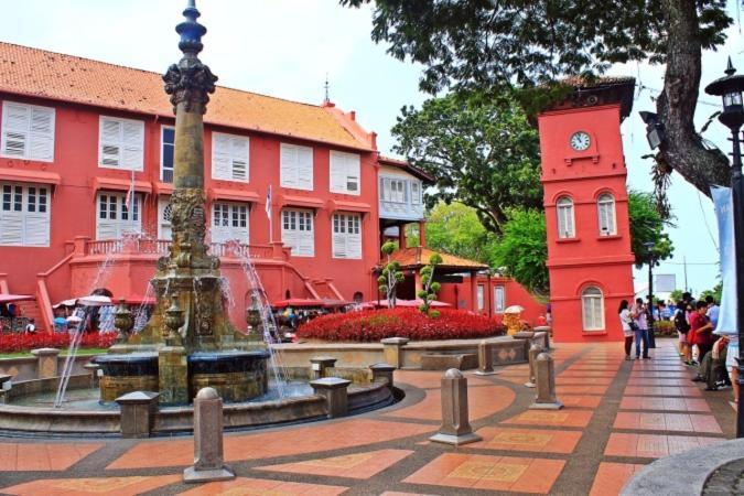 Yellow Mansion Hotel Melaka Raya Zewnętrze zdjęcie