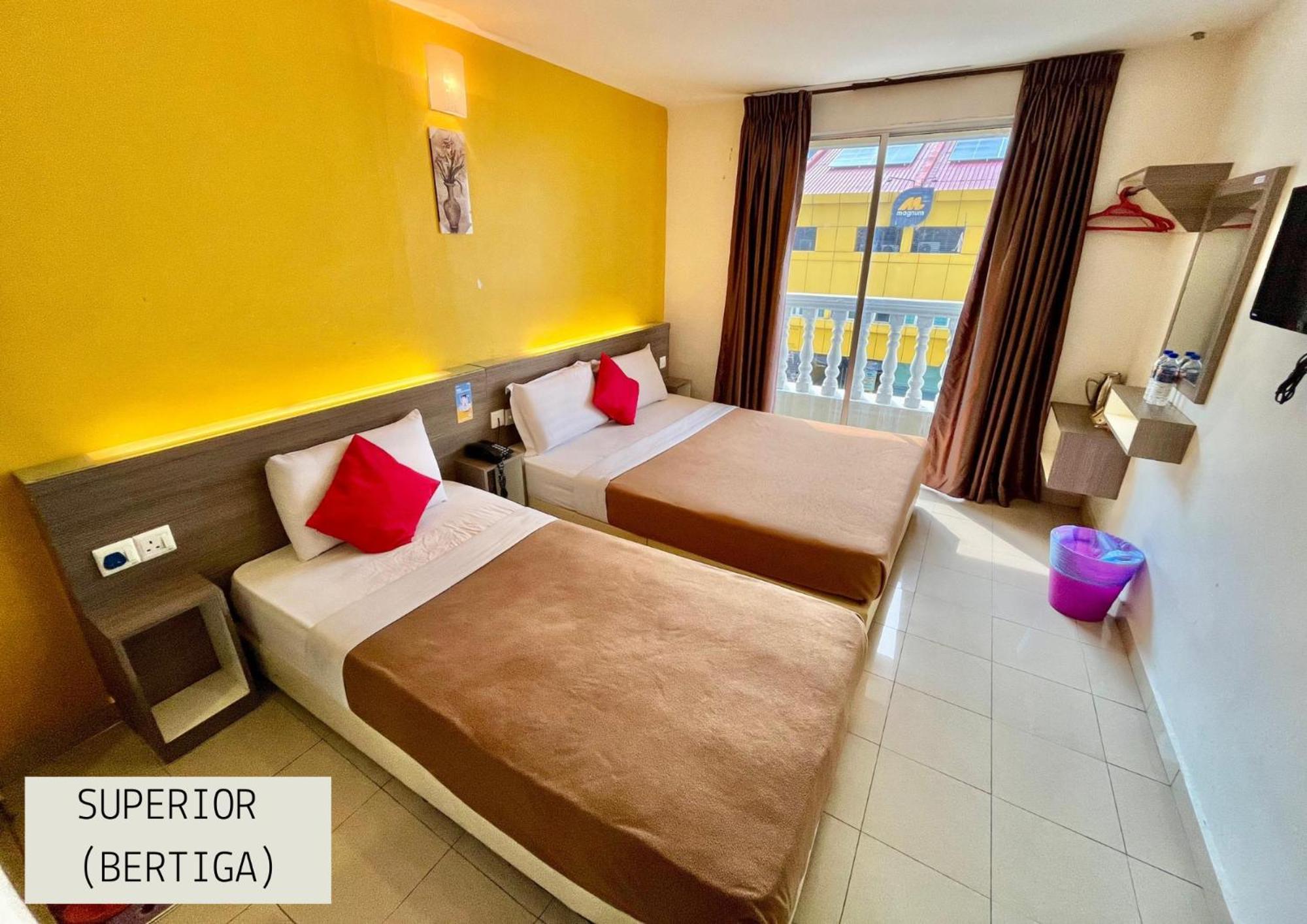 Yellow Mansion Hotel Melaka Raya Zewnętrze zdjęcie
